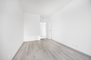 Prodej bytu 3+kk v osobním vlastnictví 75 m², Praha 9 - Hloubětín