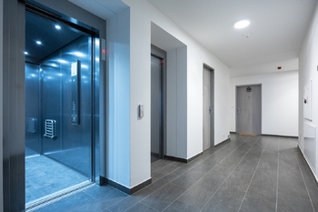 Prodej bytu 3+kk v osobním vlastnictví 75 m², Praha 9 - Hloubětín