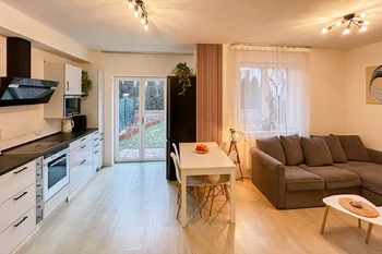 Prodej bytu 3+kk v osobním vlastnictví 74 m², Králův Dvůr