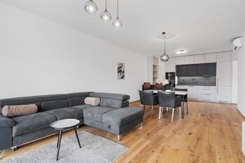 Pronájem bytu 2+kk v osobním vlastnictví 78 m², Praha 8 - Karlín