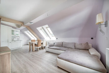 Pronájem bytu 6 a více v osobním vlastnictví 144 m², Karlovy Vary