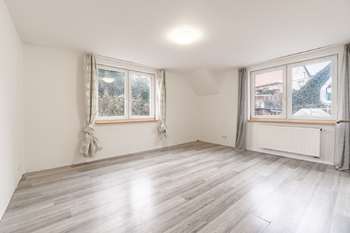 Prodej domu 241 m², Okrouhlo