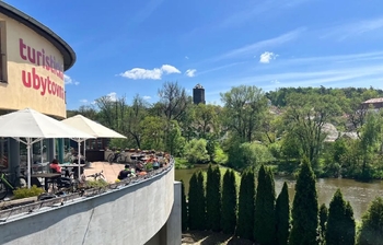 TERASA - Prodej obchodních prostor 200 m², Týnec nad Sázavou