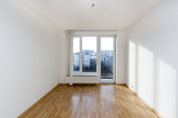 Pronájem bytu 3+kk v družstevním vlastnictví 76 m², Praha 4 - Chodov