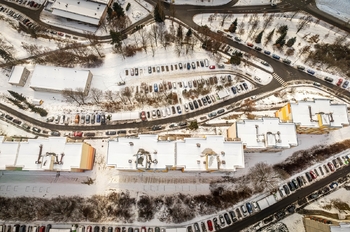 dron foto - Prodej bytu 3+1 v družstevním vlastnictví 2072 m², Vimperk