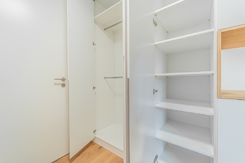 Pronájem bytu 1+kk v osobním vlastnictví 32 m², Praha 4 - Kunratice