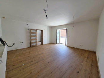 Pronájem bytu 2+kk v osobním vlastnictví 65 m², Třeština