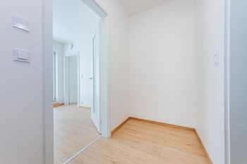 Pronájem bytu 2+kk v osobním vlastnictví 115 m², Hostivice