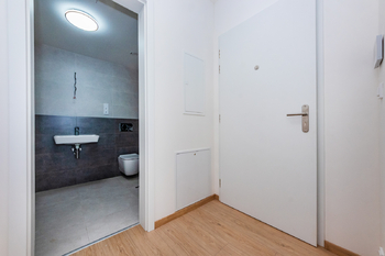 Pronájem bytu 2+kk v osobním vlastnictví 115 m², Hostivice