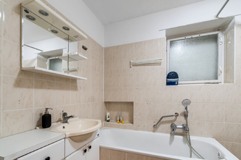 Pronájem domu 90 m², Hronov