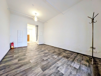 obchodní prostor ... - Pronájem obchodních prostor 33 m², Havlíčkův Brod