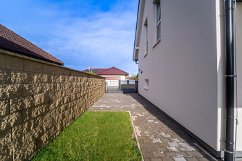 Pronájem domu 97 m², Veltruby