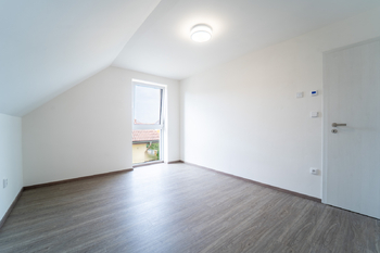 Pronájem domu 97 m², Veltruby
