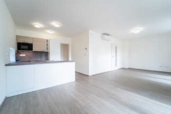 Pronájem domu 97 m², Veltruby