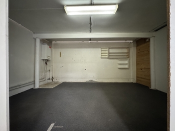 Pronájem obchodních prostor 355 m², Velká Bystřice