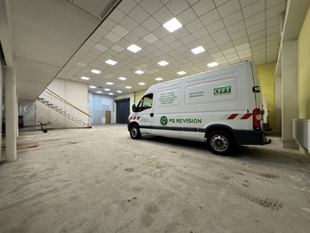 Pronájem obchodních prostor 355 m², Velká Bystřice