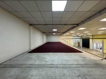 Pronájem obchodních prostor 355 m², Velká Bystřice