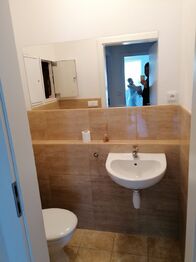 WC - Pronájem bytu 2+kk v družstevním vlastnictví 46 m², České Budějovice
