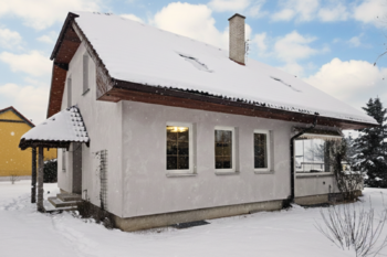 pohled na dům ze zahrady - Pronájem domu 164 m², Dřísy