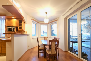 jídelna - Pronájem domu 164 m², Dřísy