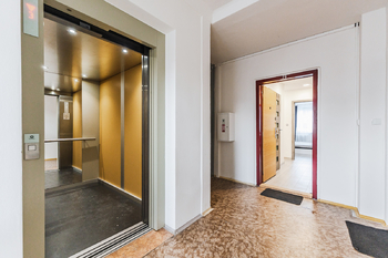 Prodej bytu 2+kk v osobním vlastnictví 46 m², Praha 9 - Černý Most