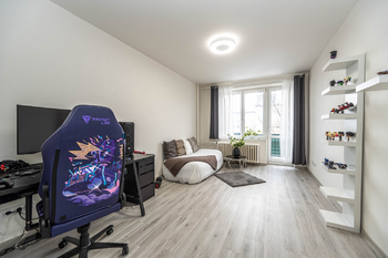 Prodej bytu 4+kk v družstevním vlastnictví 87 m², Praha 5 - Smíchov