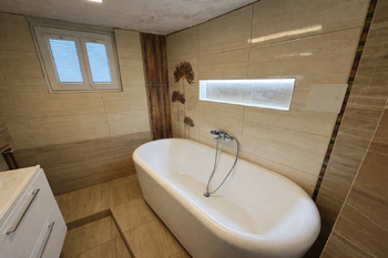 koupelna - Prodej domu 126 m², Brňany