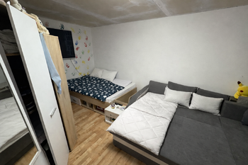 pokoj - Prodej domu 126 m², Brňany