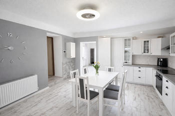 Prodej domu 126 m², Brňany