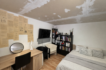 pokoj v patře - Prodej domu 126 m², Brňany