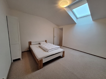 Pronájem bytu 2+kk v družstevním vlastnictví 46 m², Hostivice
