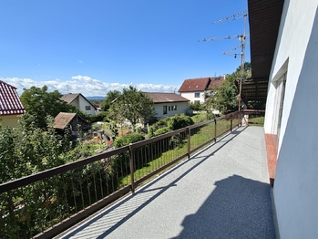 balkón - Prodej domu 206 m², Hrdějovice
