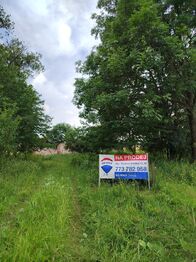 Prodej pozemku 1169 m², Malá Morava