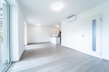 Pronájem domu 97 m², Veltruby