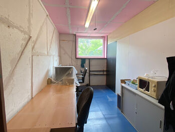 Pronájem skladovacích prostor 100 m², Vrané nad Vltavou