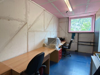 Pronájem skladovacích prostor 100 m², Vrané nad Vltavou