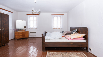 Ložnice - Prodej domu 150 m², Mikulášovice