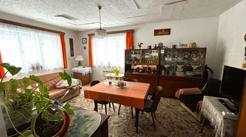 obývací pokoj - Prodej domu 174 m², Nové Město pod Smrkem