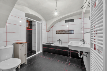 Prodej domu 277 m², Králíky