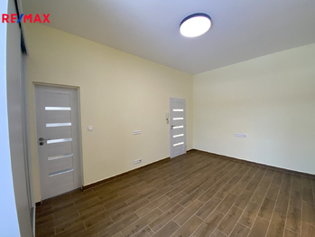 Prodej bytu 3+1 v osobním vlastnictví 68 m², Mariánské Lázně