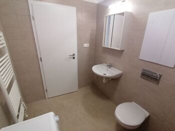 Pronájem bytu 2+kk v družstevním vlastnictví 50 m², Svitavy