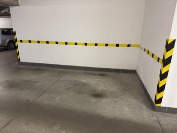 Pronájem garážového stání 1766 m², Brno