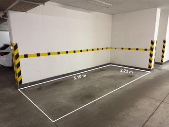 Pronájem garážového stání 1766 m², Brno