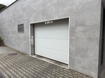 Pronájem garážového stání 1766 m², Brno