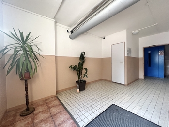 Prodej bytu 1+1 v osobním vlastnictví 35 m², Chomutov