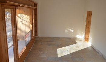 Interiér - výloha - Pronájem obchodních prostor 30 m², Jablonec nad Jizerou