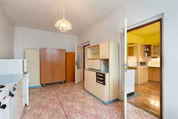 Prodej domu 273 m², Košťany