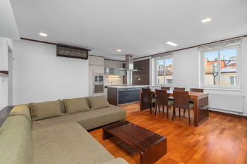 Prodej bytu 3+kk v osobním vlastnictví 107 m², Praha 7 - Holešovice