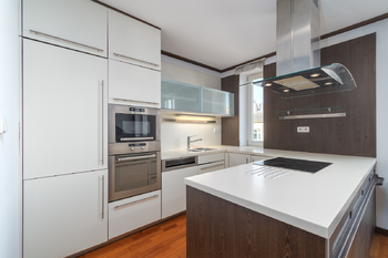 Prodej bytu 3+kk v osobním vlastnictví 107 m², Praha 7 - Holešovice