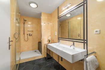 Prodej bytu 3+kk v osobním vlastnictví 107 m², Praha 7 - Holešovice